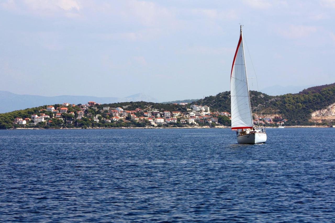 Apartments By The Sea Okrug Donji, Ciovo - 12502 Okrug Gornji Exterior foto