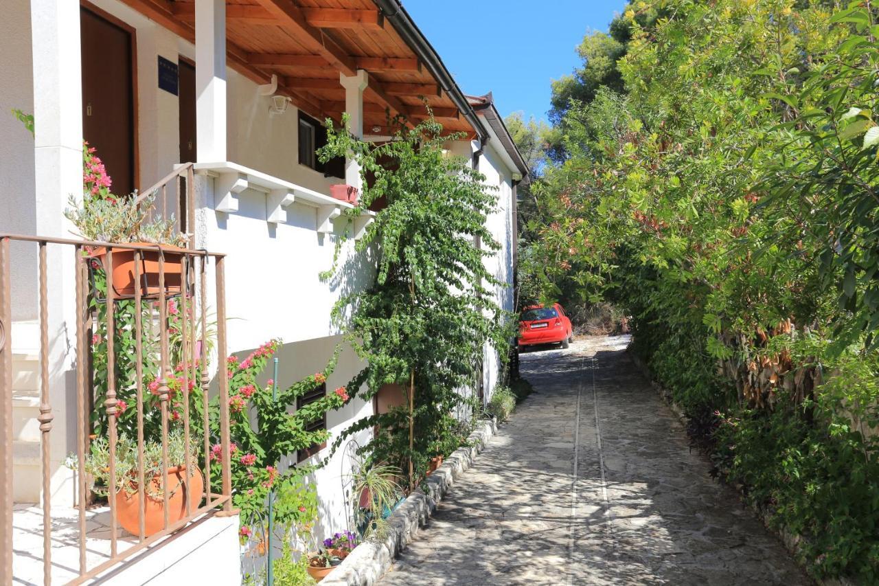 Apartments By The Sea Okrug Donji, Ciovo - 12502 Okrug Gornji Exterior foto